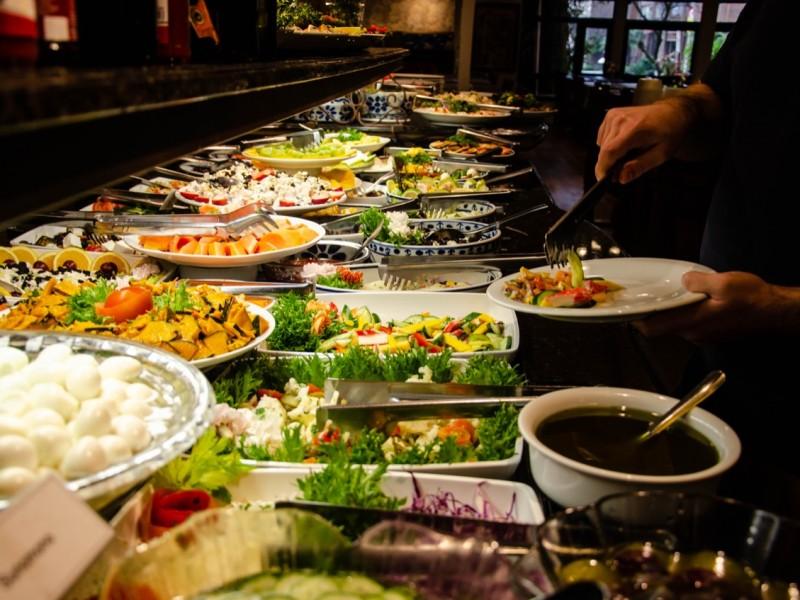 Almoço Com Buffet Restaurante Vale Quanto Pesa