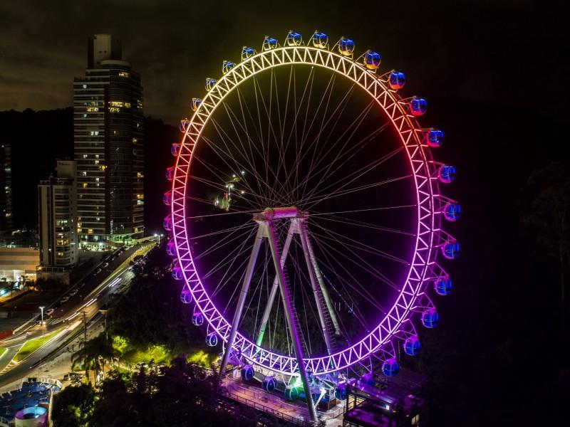 Roda-gigante e Big Tower começam a funcionar neste sábado na