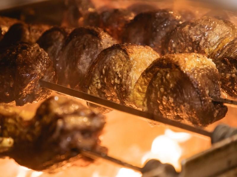 Noite Gaúcha Com Show no Garfo e Bombacha