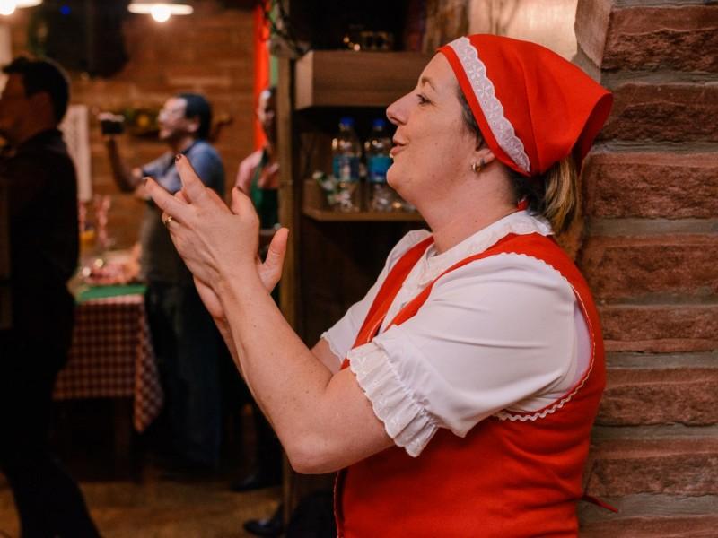 Noite Italiana Com Show e Transporte