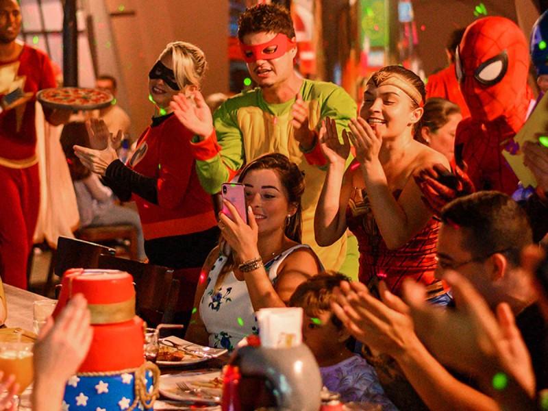 Rodízio Temático de Pizzas - Heróis da Pizza Florianópolis