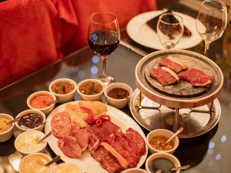 Sequência de Fondue no Belle Vitrine Gramado