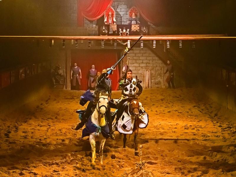 Show Excalibur Com Lanche 12h - Beto Carrero